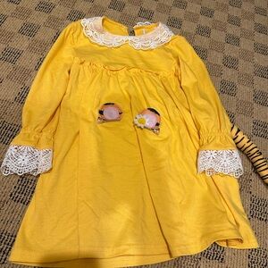 Daniel Tiger’s Margaret costume 2T (ran big - we wore at 3)